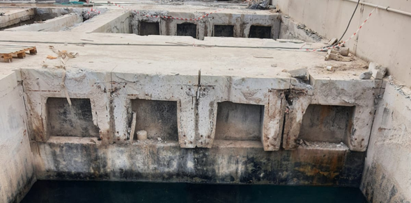 Tel ile Beton Kesme Hizmeti: Modern mühendislik teknikleriyle gerçekleştirilen tel ile beton kesme işlemi.